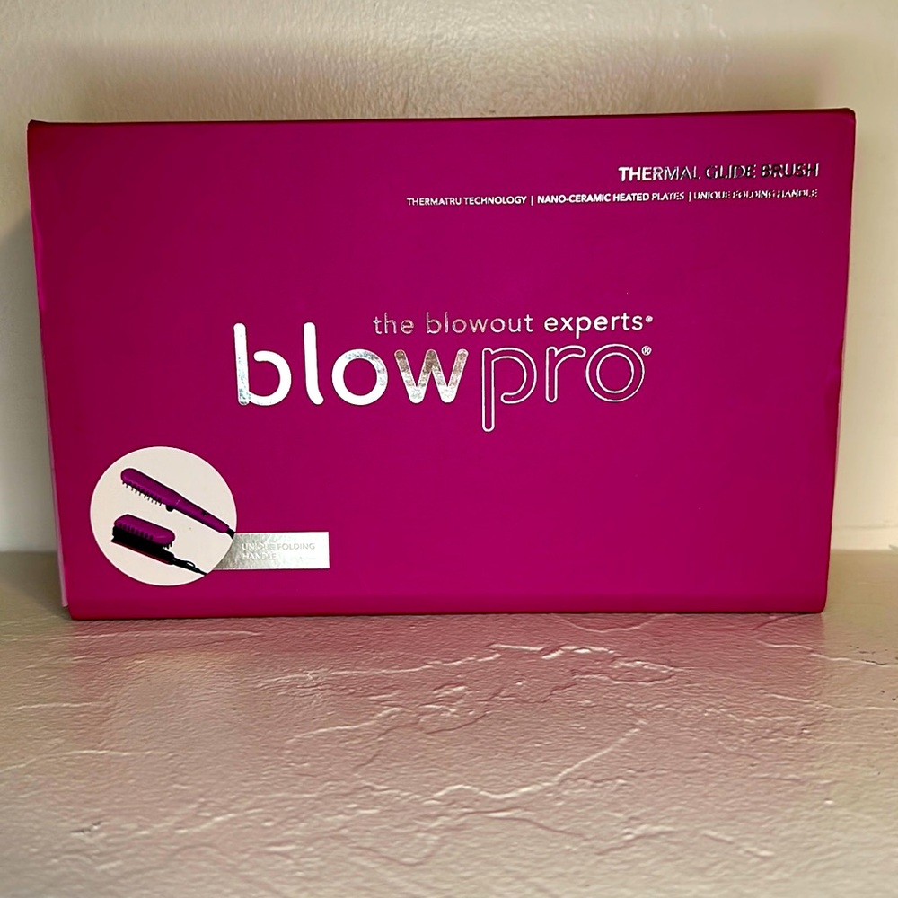 New Blow Pro Folding Thermal Glide Brush